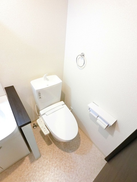 トイレ　※室内は現況を優先します