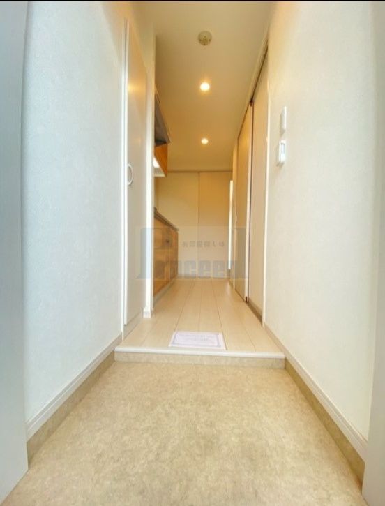 玄関　広々とした玄関部分