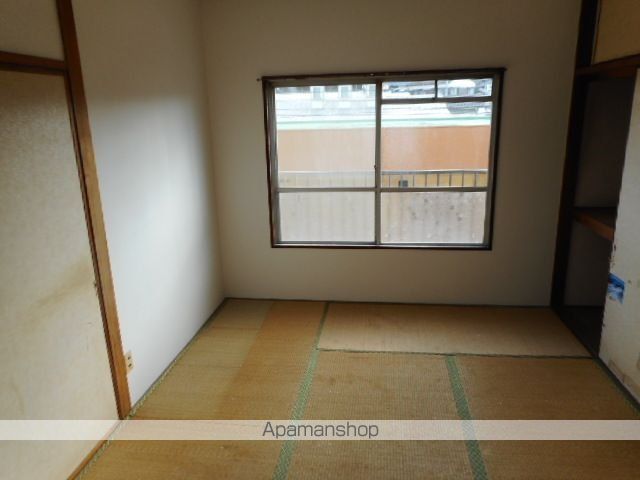 ＪＲ鹿児島本線 南福岡駅 徒歩16分 4階建 築53年の居間写真
