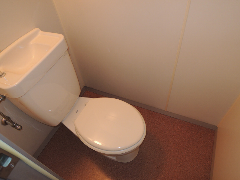 オークヒルズ八尾南のトイレ写真