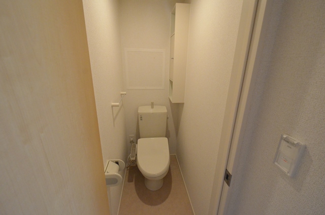 トイレ　温水洗浄便座付きのトイレです！
