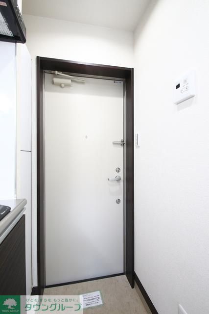 玄関　★お部屋探しは株式会社タウンハウジング東京まで★