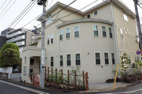 病院　野沢3丁目内科（病院）まで1392m