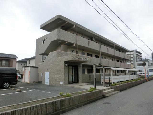 スペイシアス