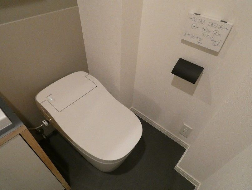 オーパスホームズ三田のトイレ写真
