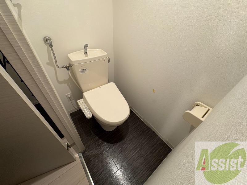 トイレ　トイレです。ウォシュレット付を探している方、おすすめです。