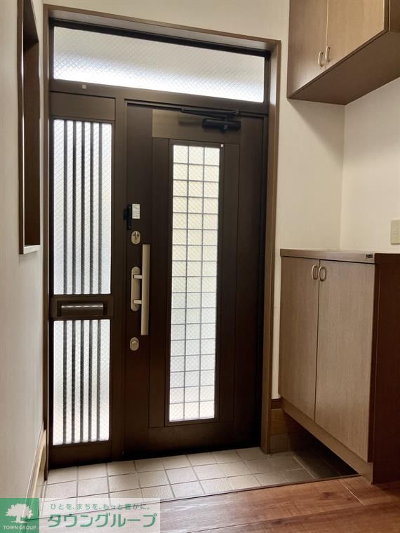 柏ケ谷戸建の玄関写真