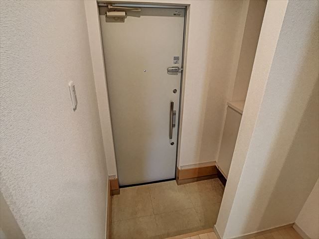 コーポおかやまの玄関写真