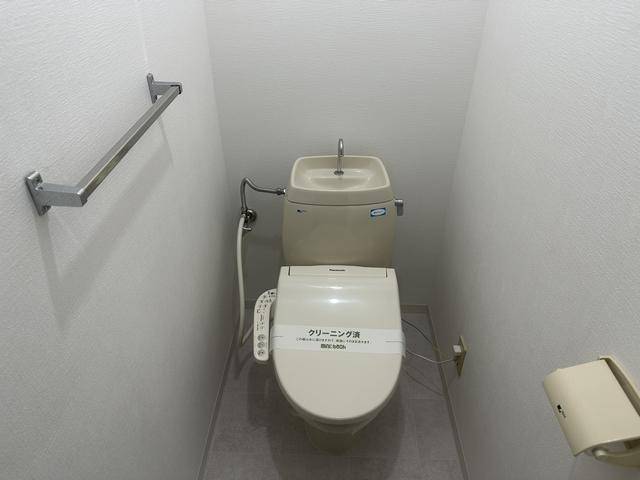 エクセルムトウAのトイレ写真