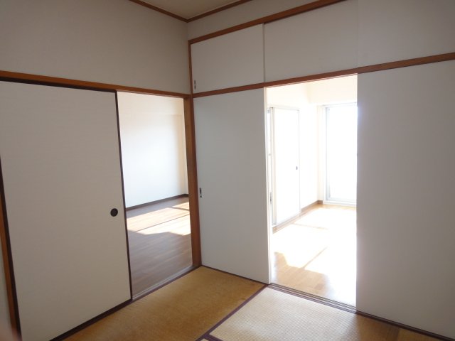 その他部屋・スペース　同物件別号室の写真です。