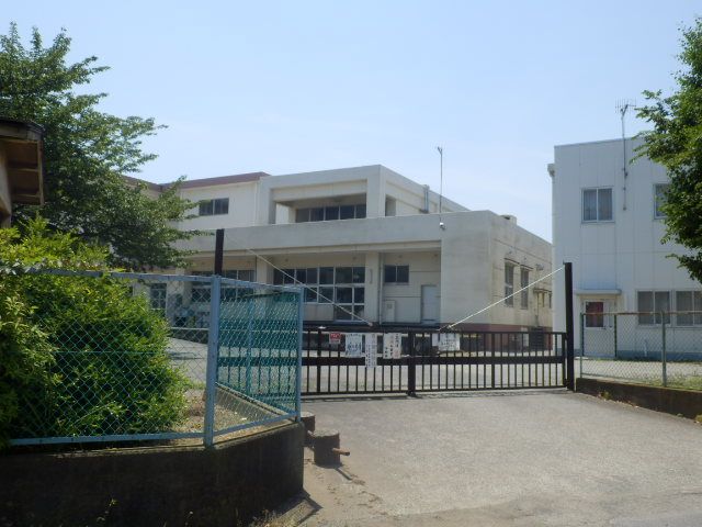 小学校　平塚市立崇善小学校（小学校）まで1217m