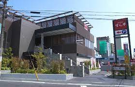 飲食店　さとすし半住吉店（飲食店）まで606m