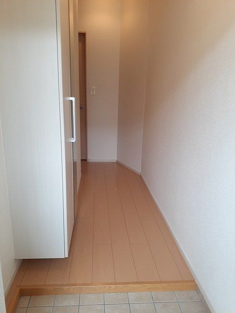 ラフィネの玄関写真