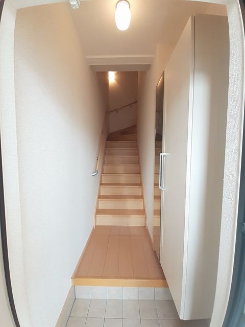 サンモール Kの玄関写真
