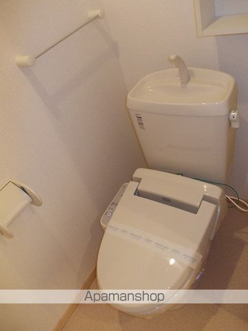 ＪＲ東北本線 黒磯駅 バス乗車時間：9分 最寄りバス停で下車 徒歩2分 2階建 築17年のトイレ写真