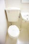 トイレ　清潔感ある洋式トイレです☆丸洗い可能でお掃除も楽々！！