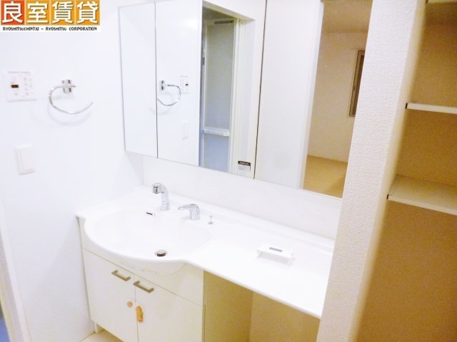 カメリア B棟の内装写真