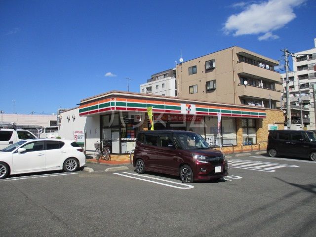 コンビニ　セブン-イレブン八王子狭間町店（コンビニ）まで540m