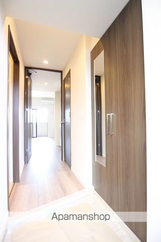 地下鉄七隈線 渡辺通駅 徒歩10分 14階建 築8年の玄関写真