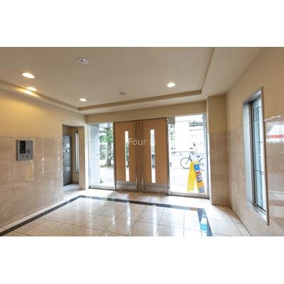 セキュリティ　《見学予約受付中》都心の洗練と寛ぎを手に入れる。