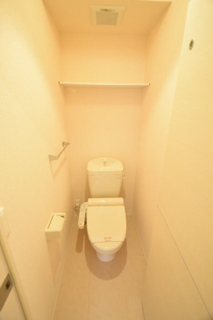 神戸6番館のトイレ写真