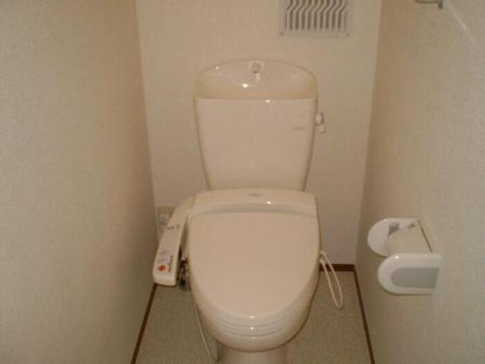 ソレーユ東川口のトイレ写真