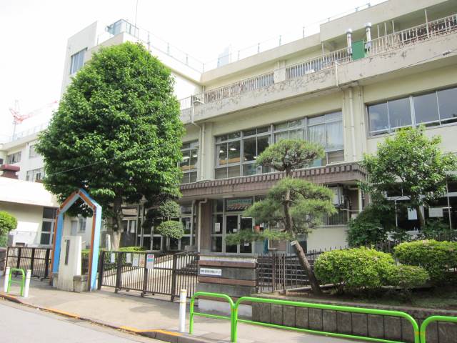 小学校　新河岸小学校（小学校）まで490m