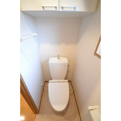 メゾンドソレイユVのトイレ写真