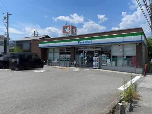 コンビニ　ファミリーマート和邇南浜店（コンビニ）まで149m