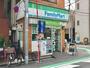 コンビニ　ファミリーマート兼升西尾久店（コンビニ）まで518m