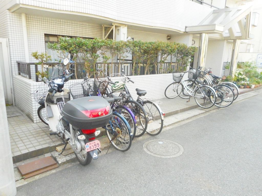 メゾン南行徳の外観写真