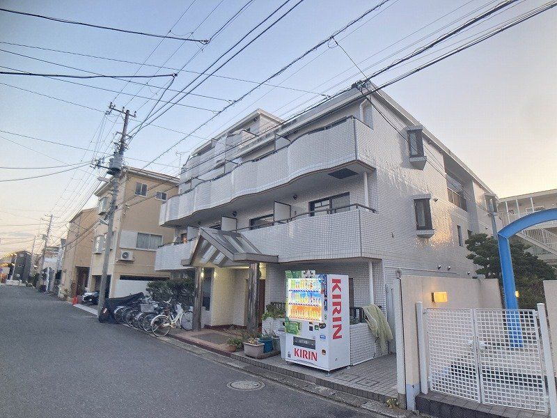 メゾン南行徳の外観写真