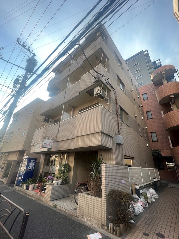 ＪＲ総武線 新小岩駅 徒歩3分 築31年