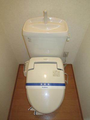 トイレ　トイレもきれいです