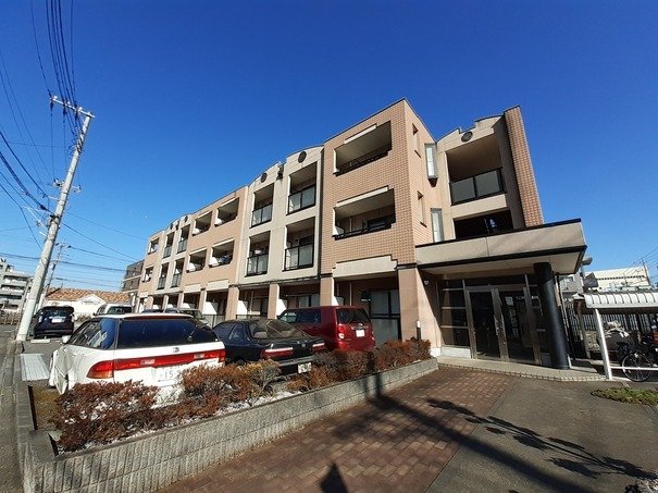 建物外観　外観は落ち着いています