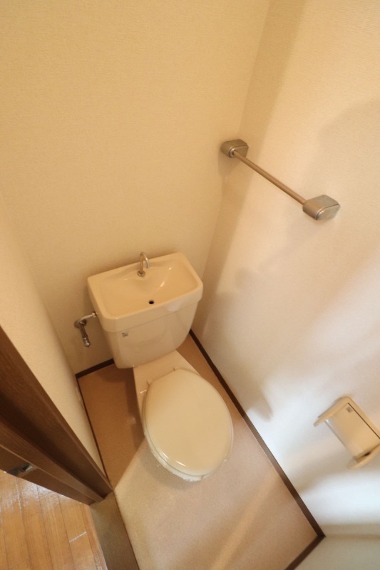 トイレ　清潔感のあるトイレです。