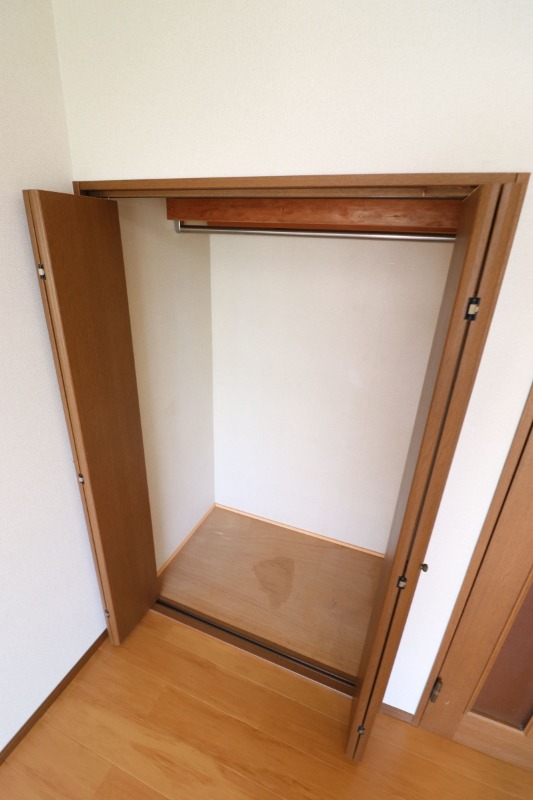 収納　クローゼットでしっかり収納できます。