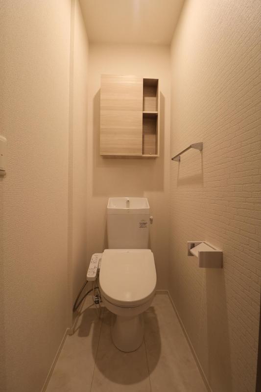 ＪＲ京浜東北線 南浦和駅 徒歩5分 3階建 築3年のトイレ写真