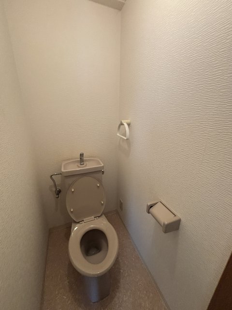 サンファミーユ赤坂のトイレ写真