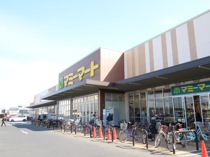 スーパー　マミーマート鶴ケ舞店（スーパー）まで607m