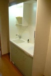 キッチン　写真は別号室です。現況優先になります。