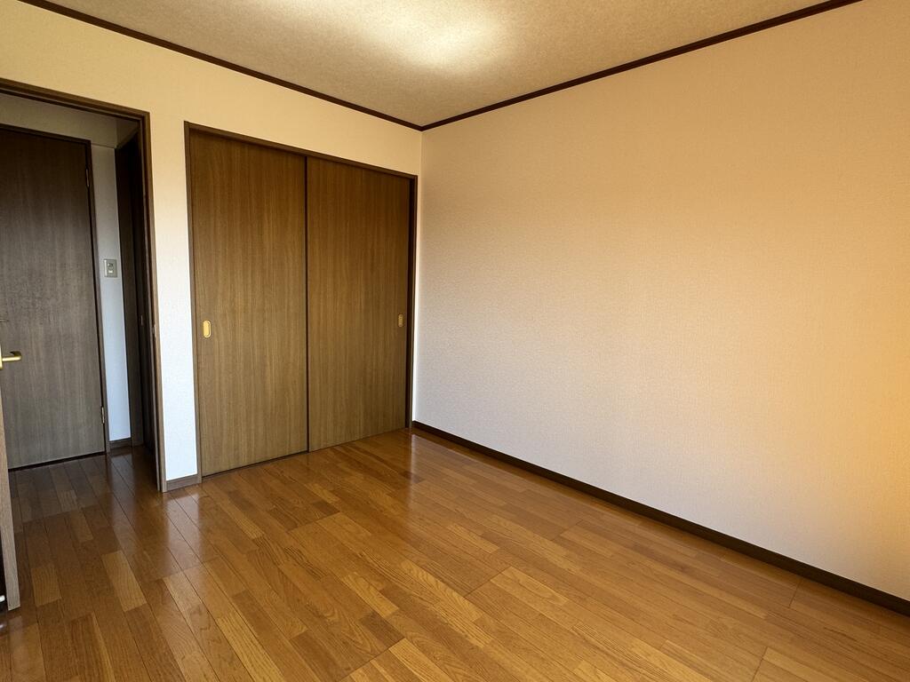 サクセスの居間写真