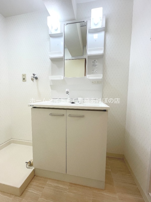 洗面設備　同型別部屋写真