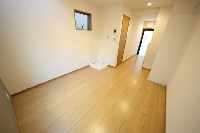 収納　★綺麗なフローリングです★