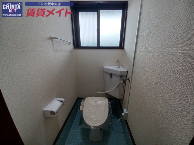 トイレ　同物件別室画像