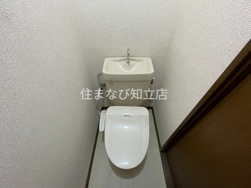 トイレ　別室同型写真