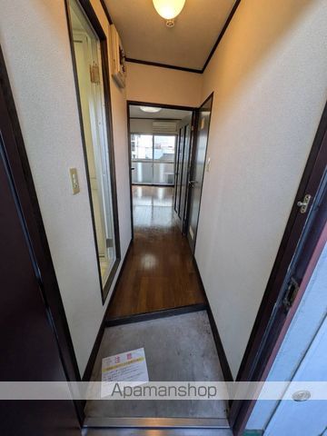 ＪＲ日豊本線 都城駅 バス乗車時間：3分 最寄りバス停で下車 徒歩2分 7階建 築34年の玄関写真