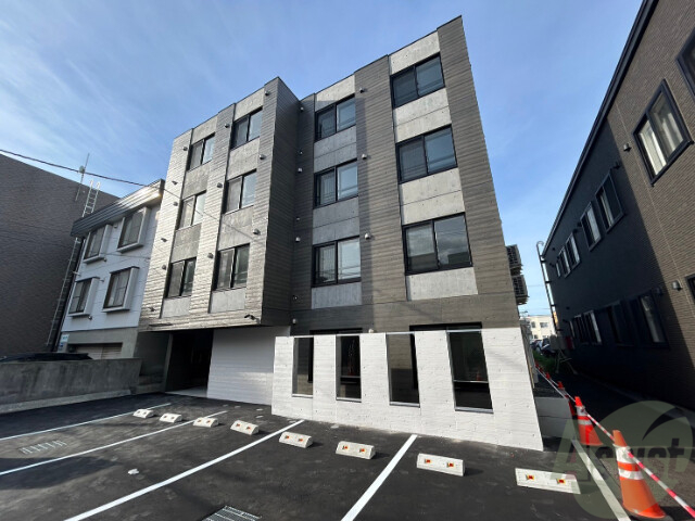 建物外観　札幌市東区北２３条東「コローレＮ２３」
