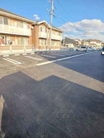 駐車場　駐車スペースもあります