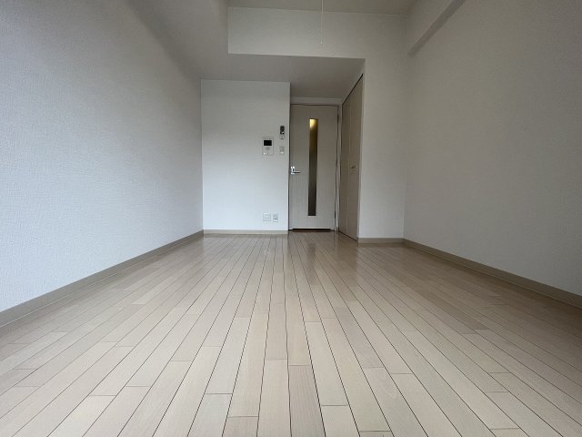 その他部屋・スペース　広くて明るい寝室